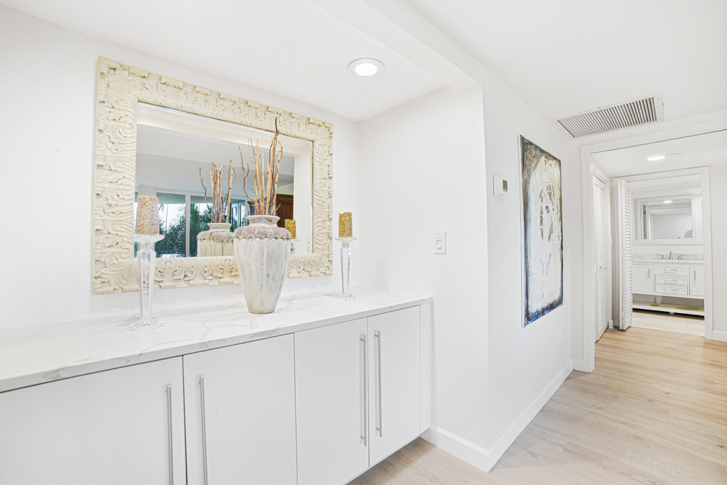 100 Se 5th Avenue - Photo 13