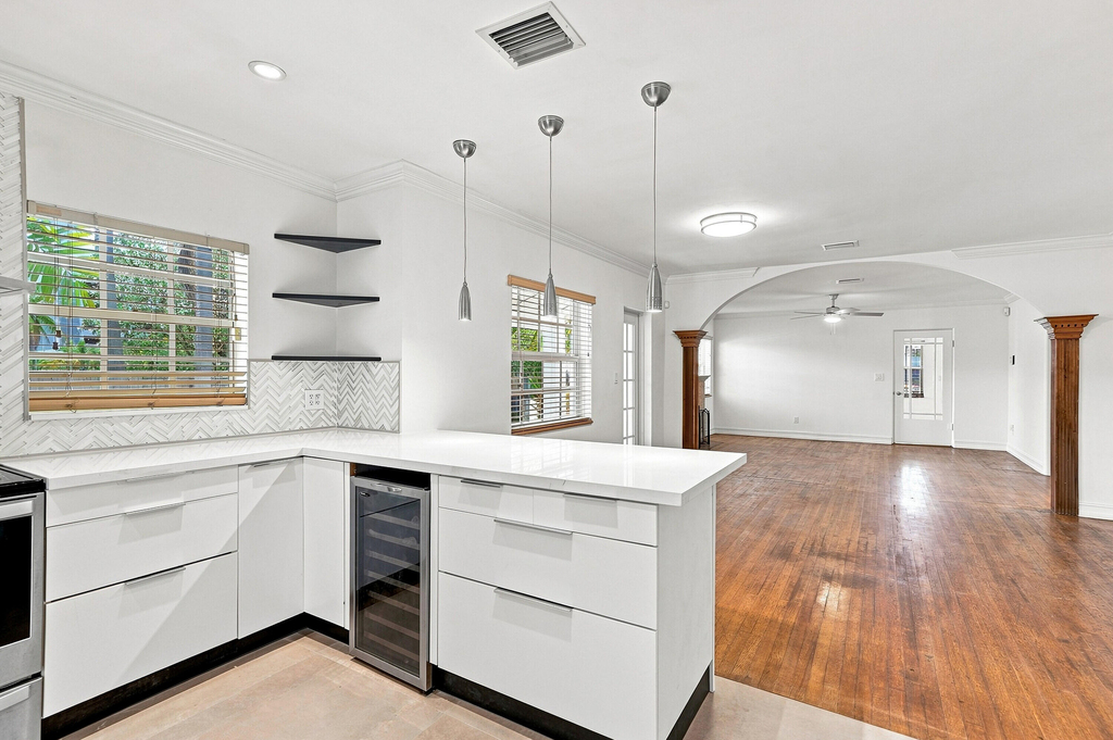 1658 Jackson Street - Photo 8