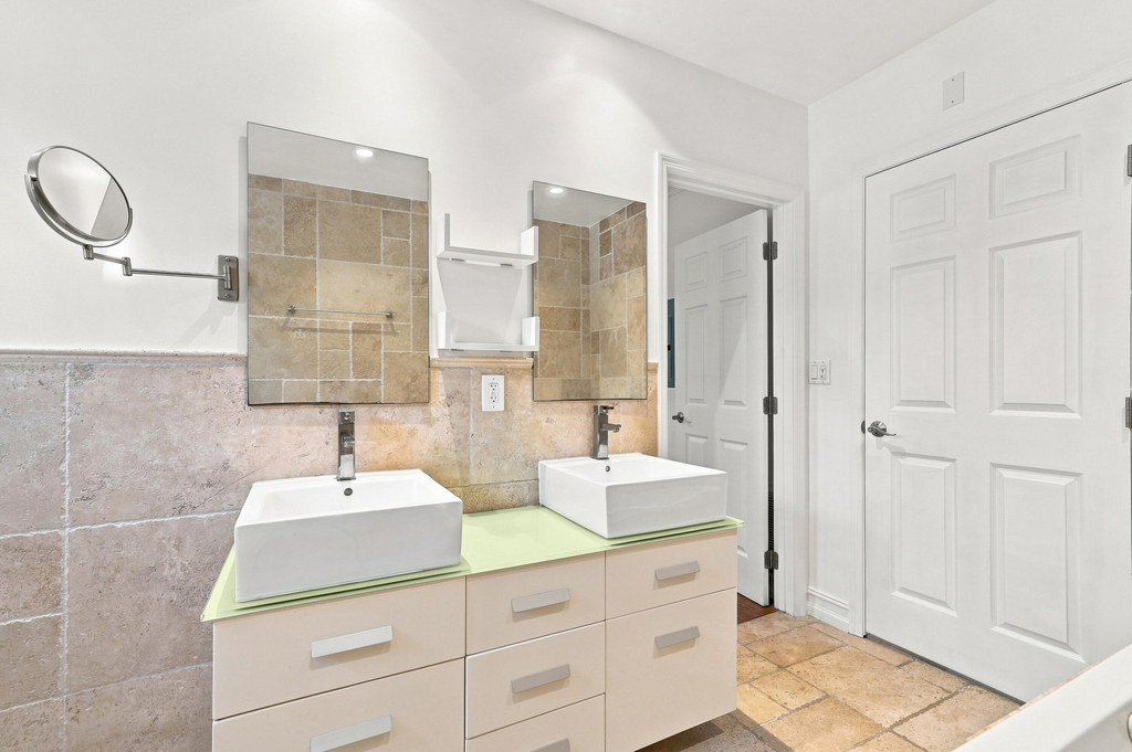 1658 Jackson Street - Photo 23