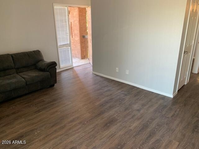 3810 N Maryvale Parkway - Photo 2