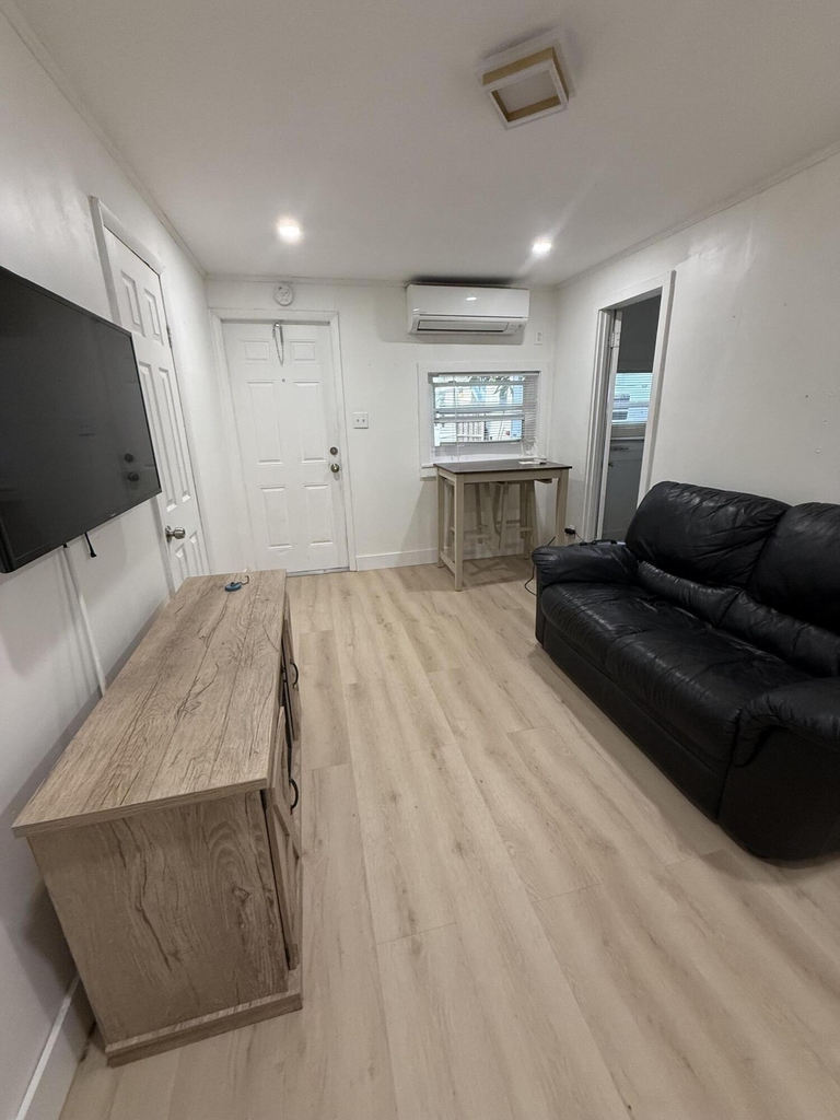 51 Sw 13th Street - Photo 4