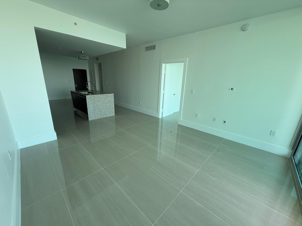 900 Biscayne Boulevard - Photo 16
