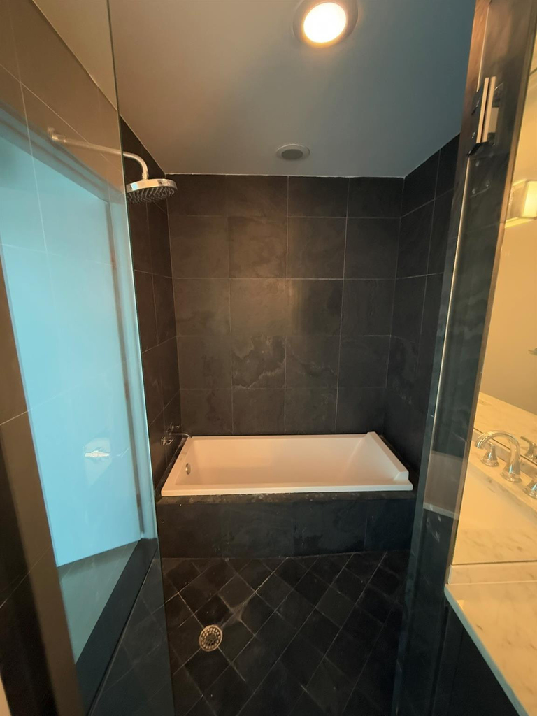 900 Biscayne Boulevard - Photo 24