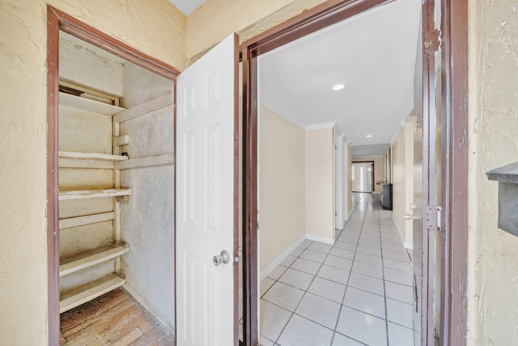 221 Nw 43rd Place - Photo 3