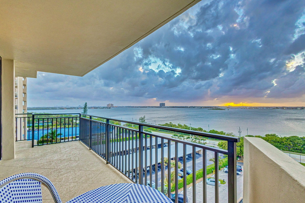 5460 N Ocean Drive - Photo 2