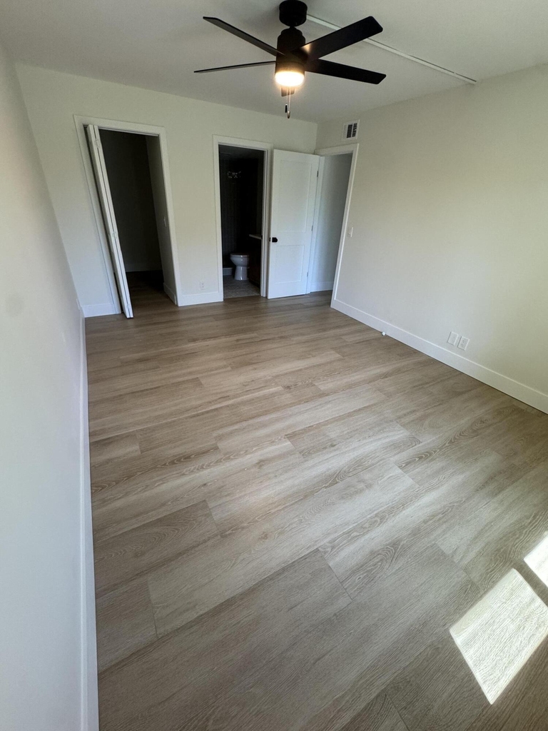 629 Sea Pine Way - Photo 17