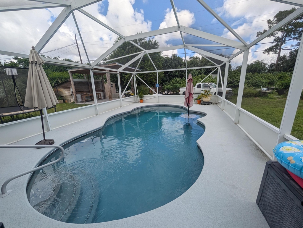 625 Coconut Avenue N - Photo 30