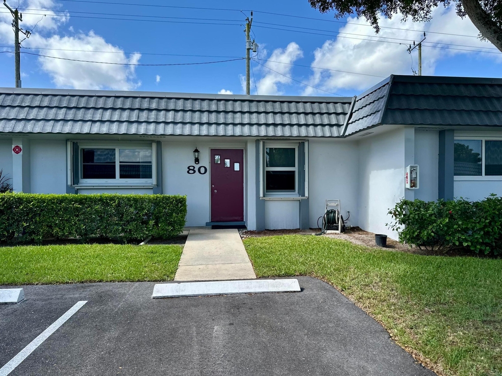2886 Fernley Drive E - Photo 0