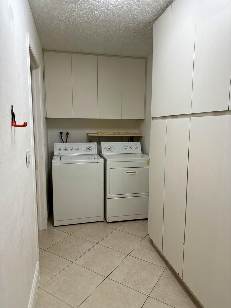 2886 Fernley Drive E - Photo 16