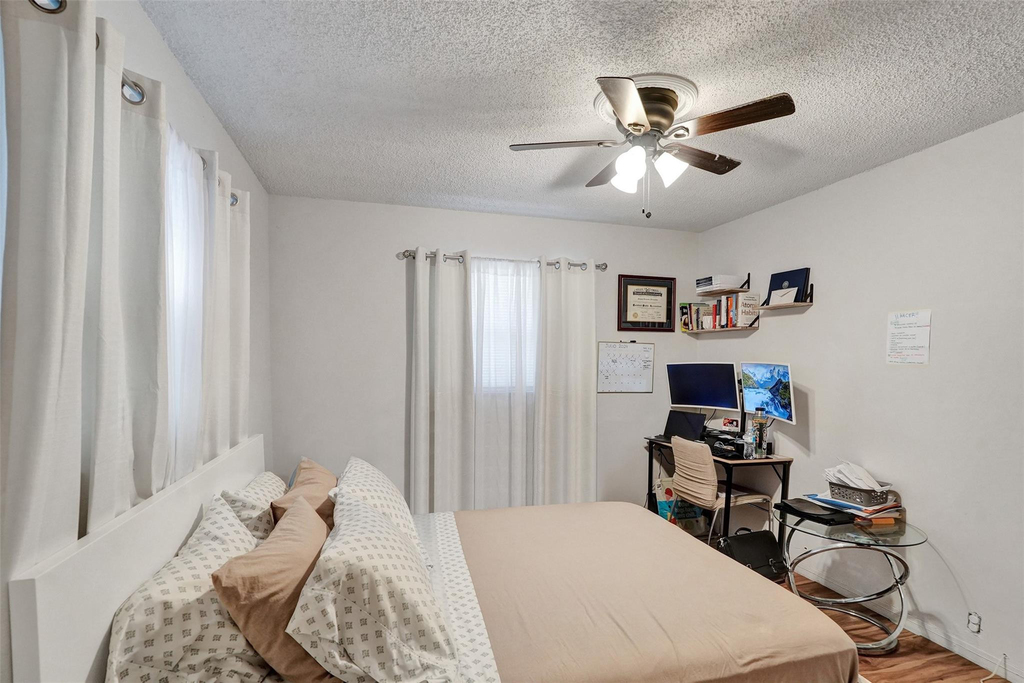4240 Nw 21st Avenue - Photo 8