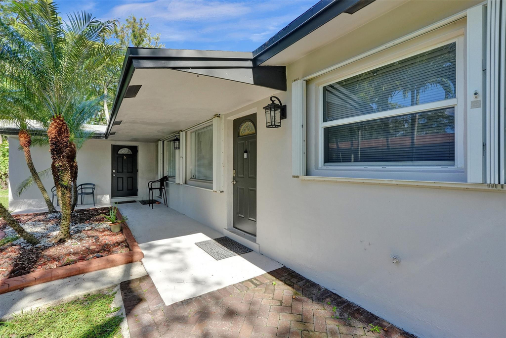 4240 Nw 21st Avenue - Photo 1
