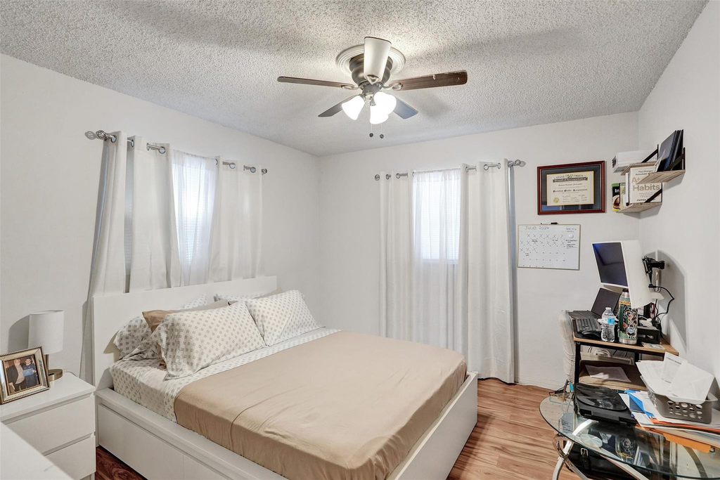 4240 Nw 21st Avenue - Photo 9