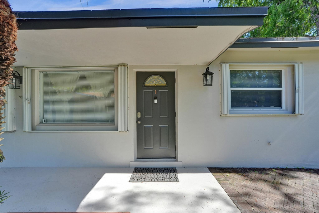 4240 Nw 21st Avenue - Photo 2