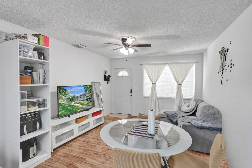 4240 Nw 21st Avenue - Photo 4