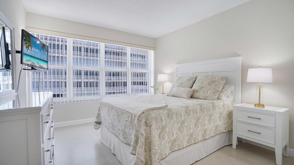 4010 Galt Ocean Drive - Photo 12
