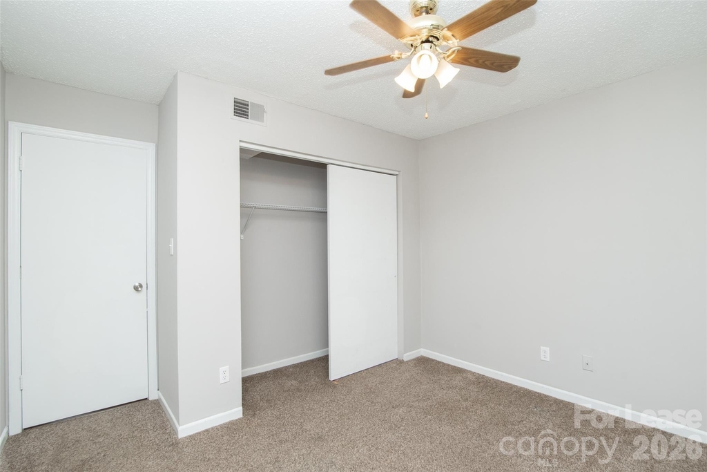 11064 Harrowfield Road - Photo 16