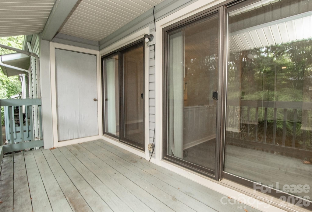 11064 Harrowfield Road - Photo 18