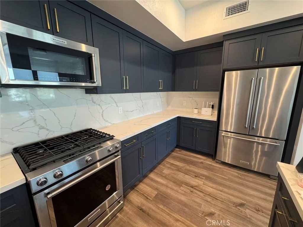 1530 S Urbana - Photo 2
