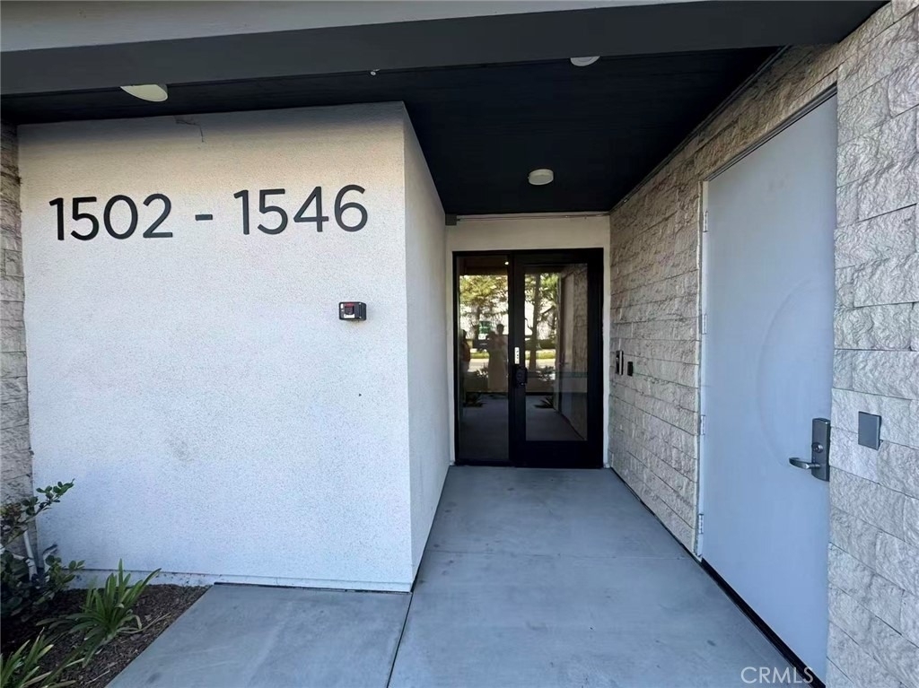 1530 S Urbana - Photo 11