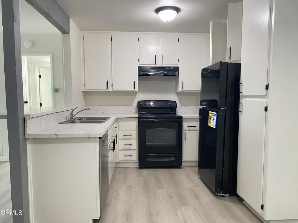 1300 Saratoga Avenue - Photo 2
