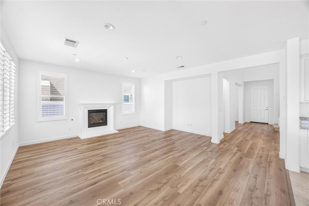 1617 Camden Court - Photo 12