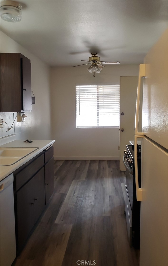 2125 San Bernardo - Photo 3