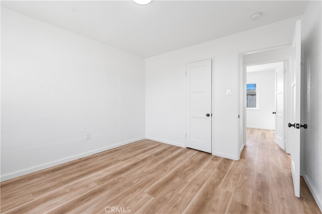 44945 Trevor Avenue - Photo 11