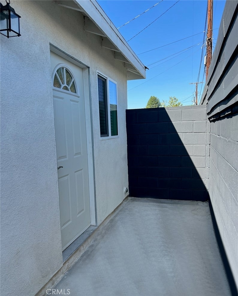 6539 N Bobbyboyar Avenue - Photo 2