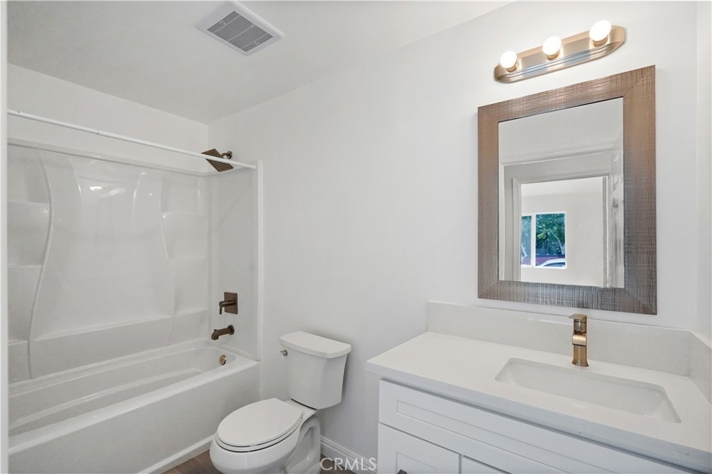 6539 N Bobbyboyar Avenue - Photo 7