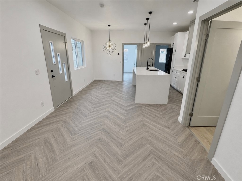 2643 Summerchase Ave - Photo 2