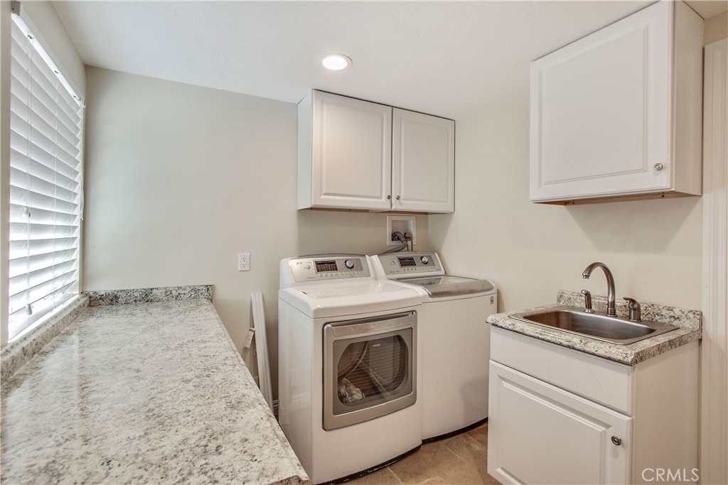 5923 Jumilla Avenue - Photo 28