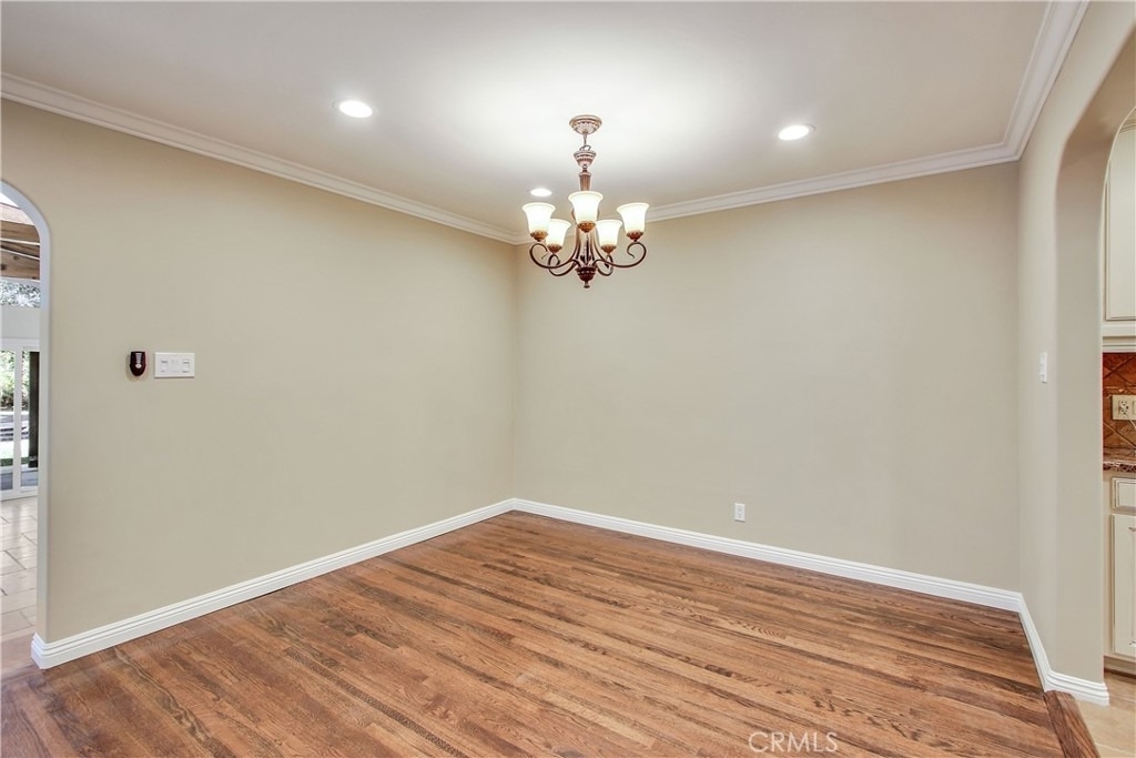 5923 Jumilla Avenue - Photo 22