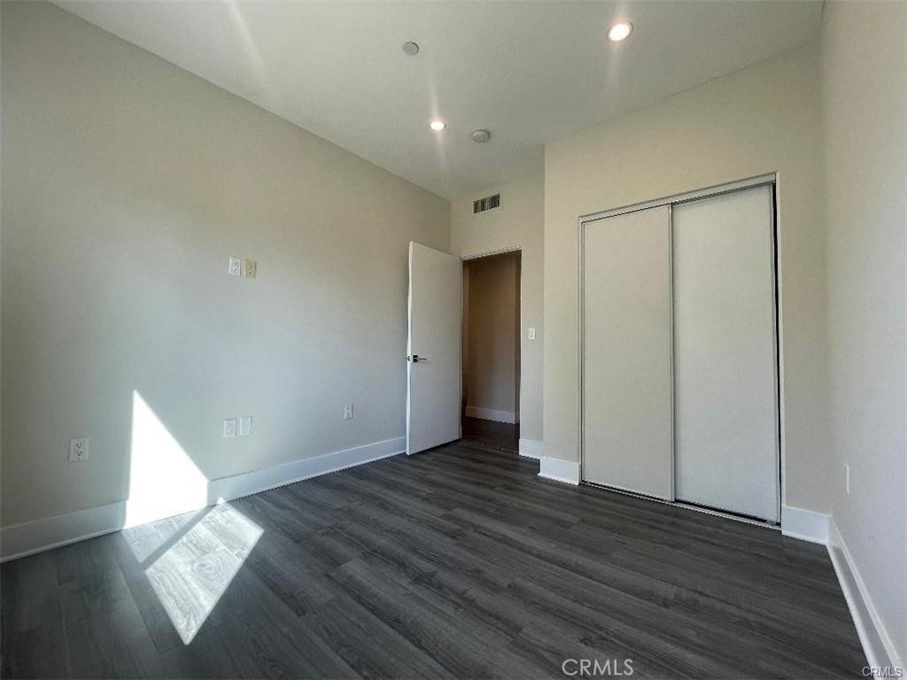 6445 Woodley Avenue - Photo 17