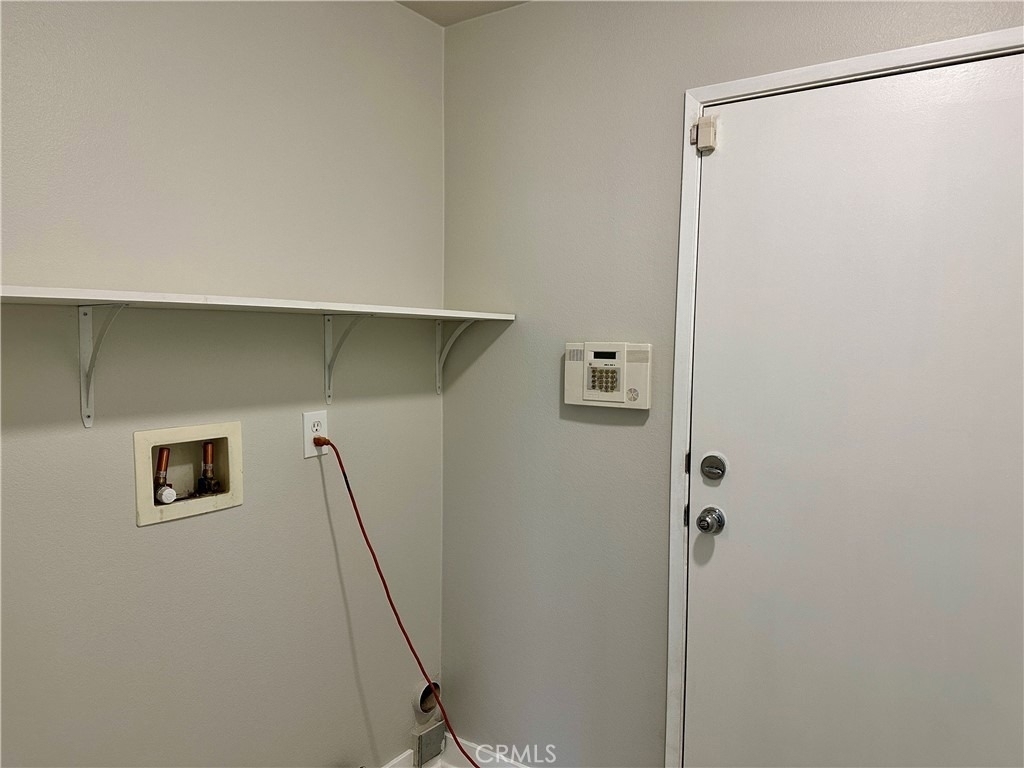 11923 Spring Hill Court - Photo 14