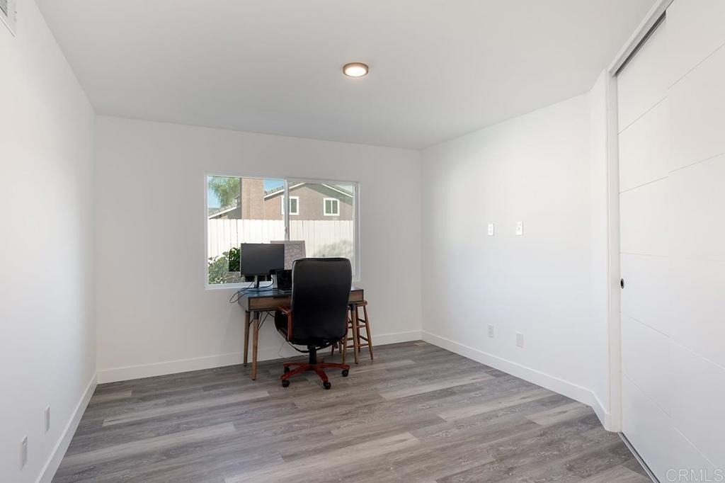 3647 Hazelhurst Place - Photo 17