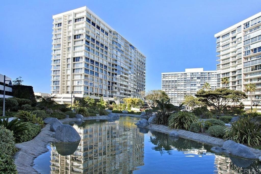 1710 Avenida Del Mundo - Photo 0