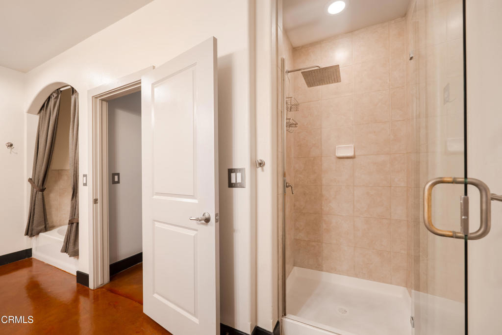 840 E Green Street - Photo 21