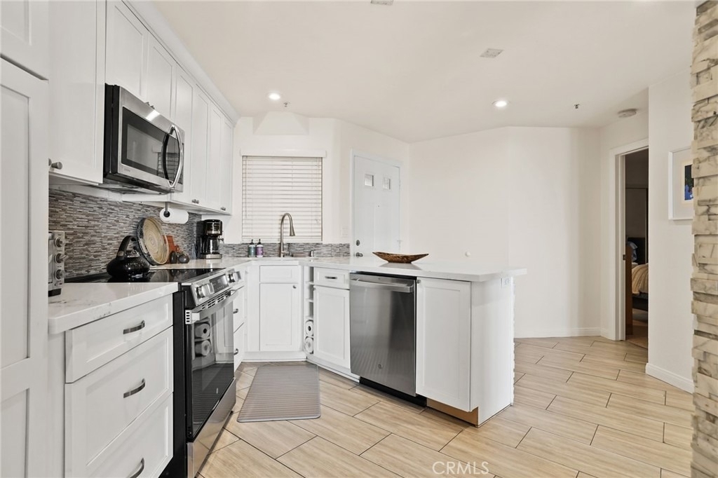 1200 Pacific Coast Highway - Photo 7