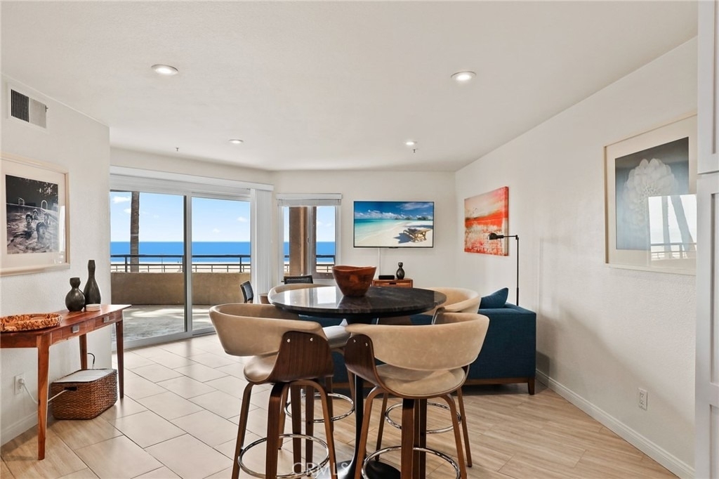 1200 Pacific Coast Highway - Photo 2
