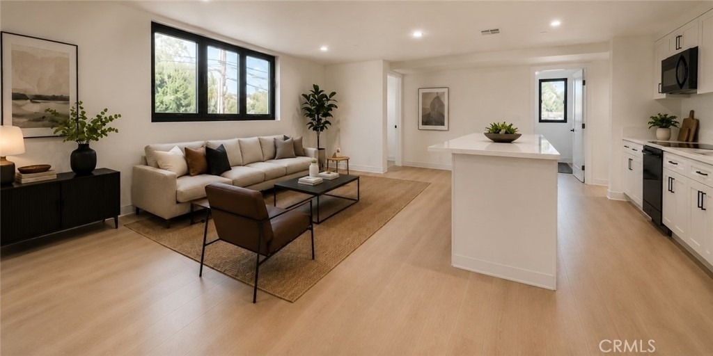 2678 Newell Street - Photo 4