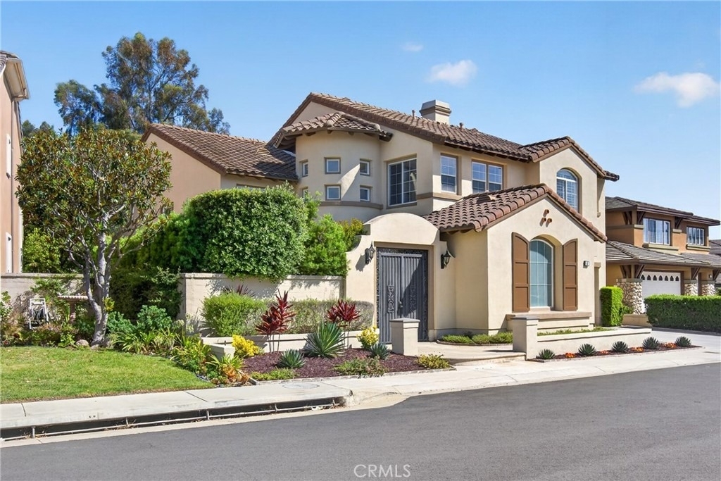 6 Westchester Court - Photo 1
