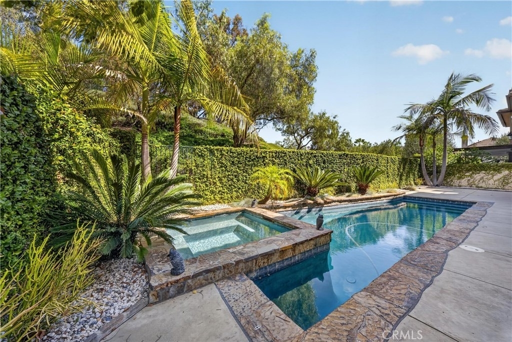 6 Westchester Court - Photo 35