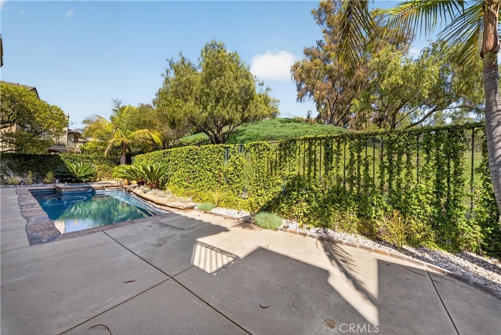 6 Westchester Court - Photo 34