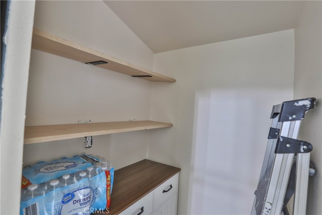 3031 Chestnut - Photo 16