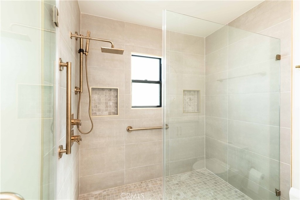 8006 Glider Avenue - Photo 27