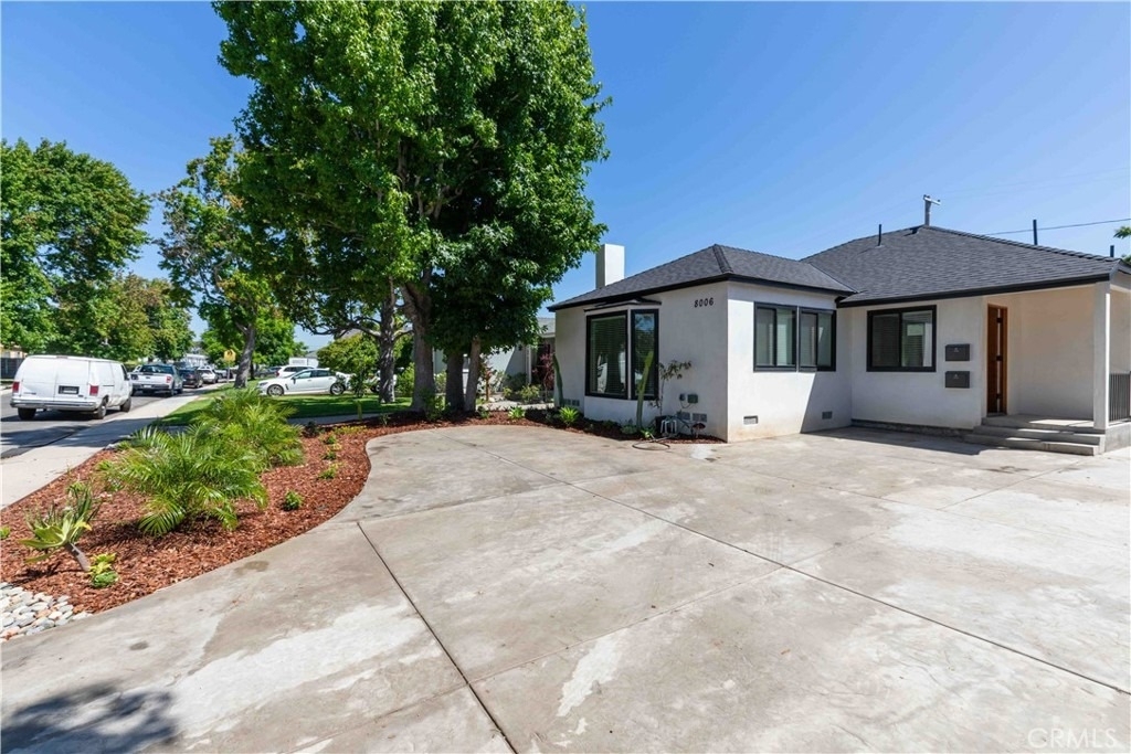 8006 Glider Avenue - Photo 6