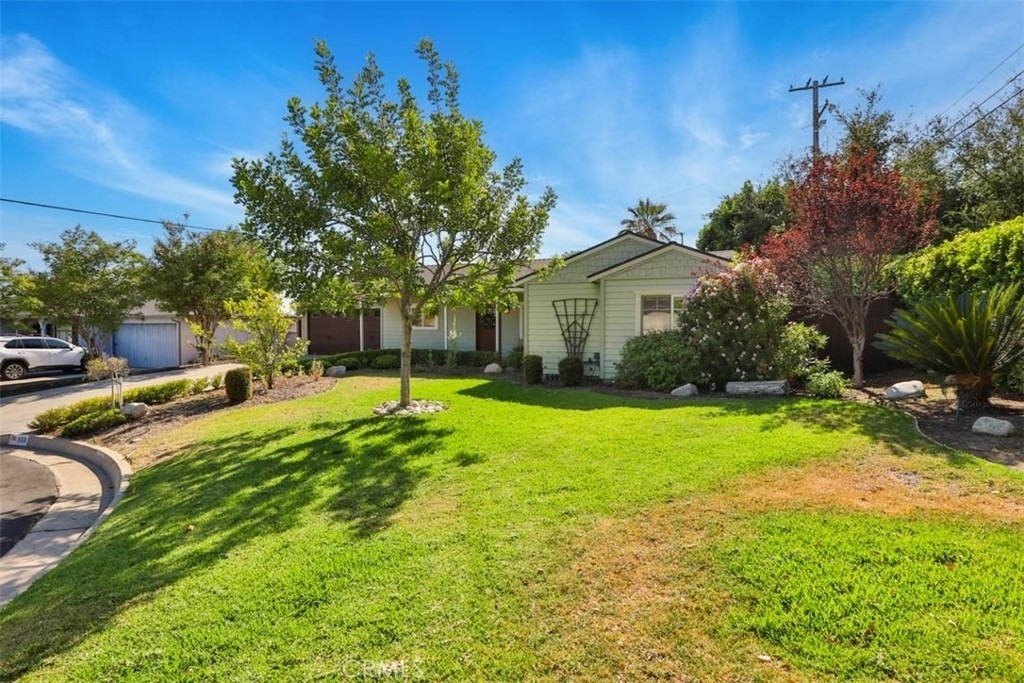 103 S Worthy Drive - Photo 3