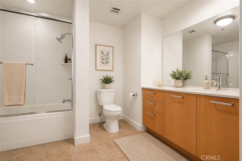 645 W 9th Street - Photo 7