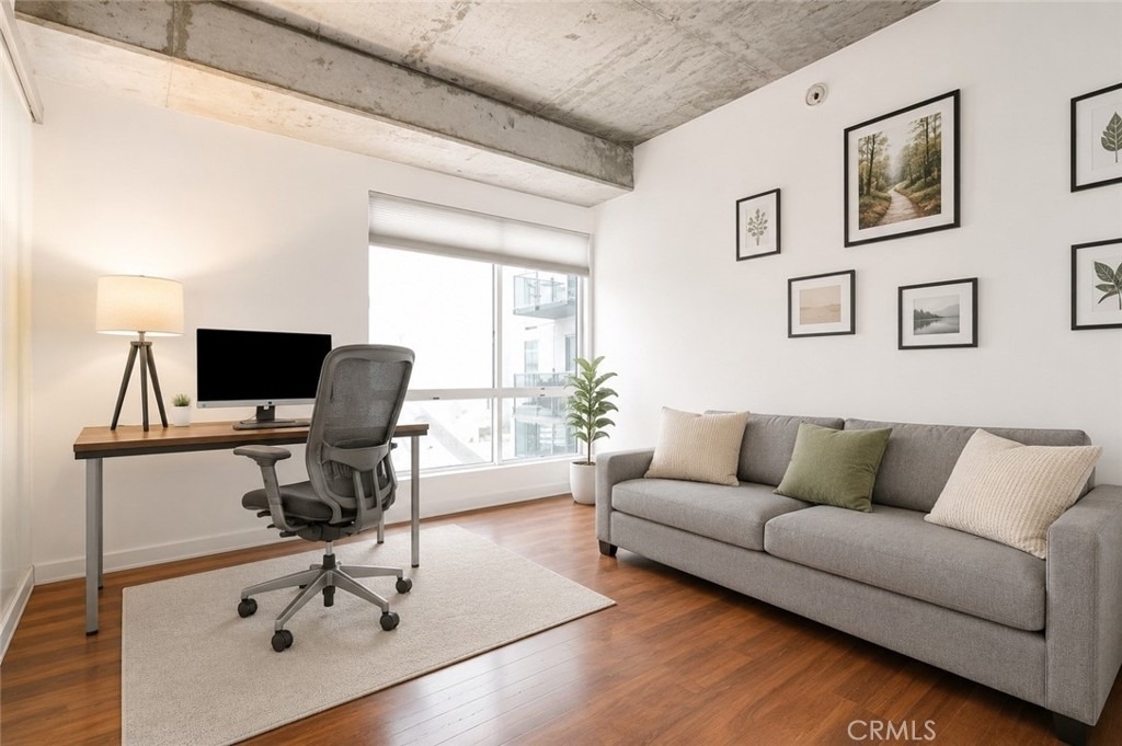 645 W 9th Street - Photo 6