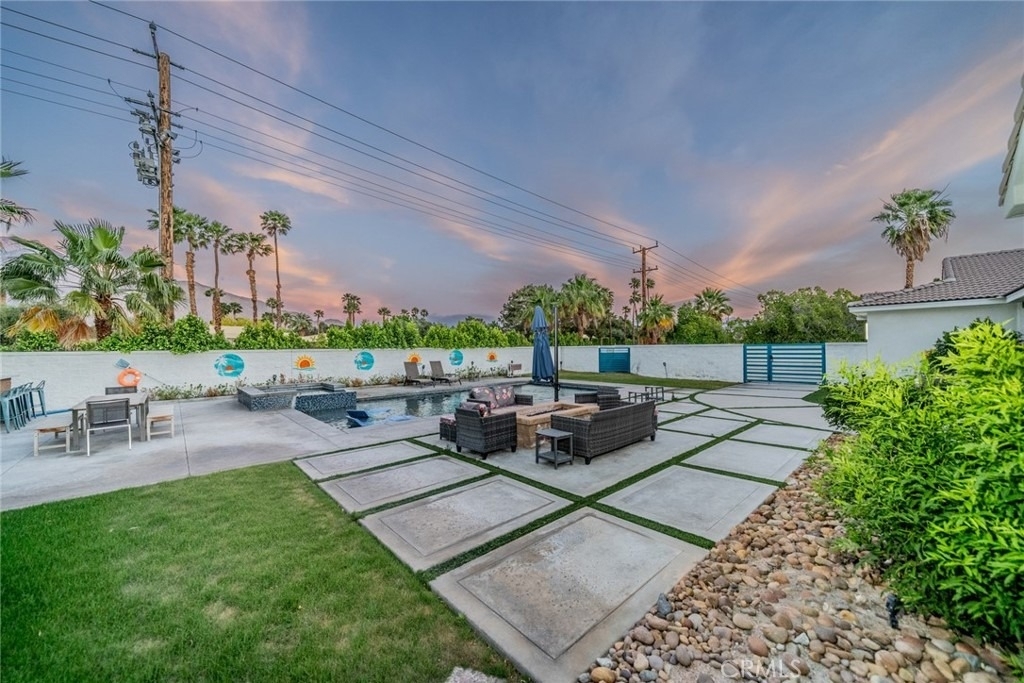 2932 Sunrise Way - Photo 32